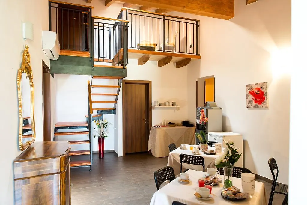 Agriturismo Chesini 카스텔누보델가다 0*,  이탈리아